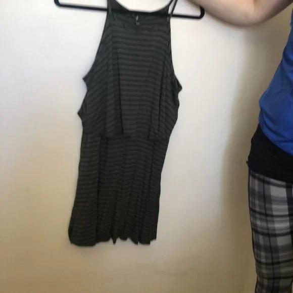 tops - Picture 16 of 16